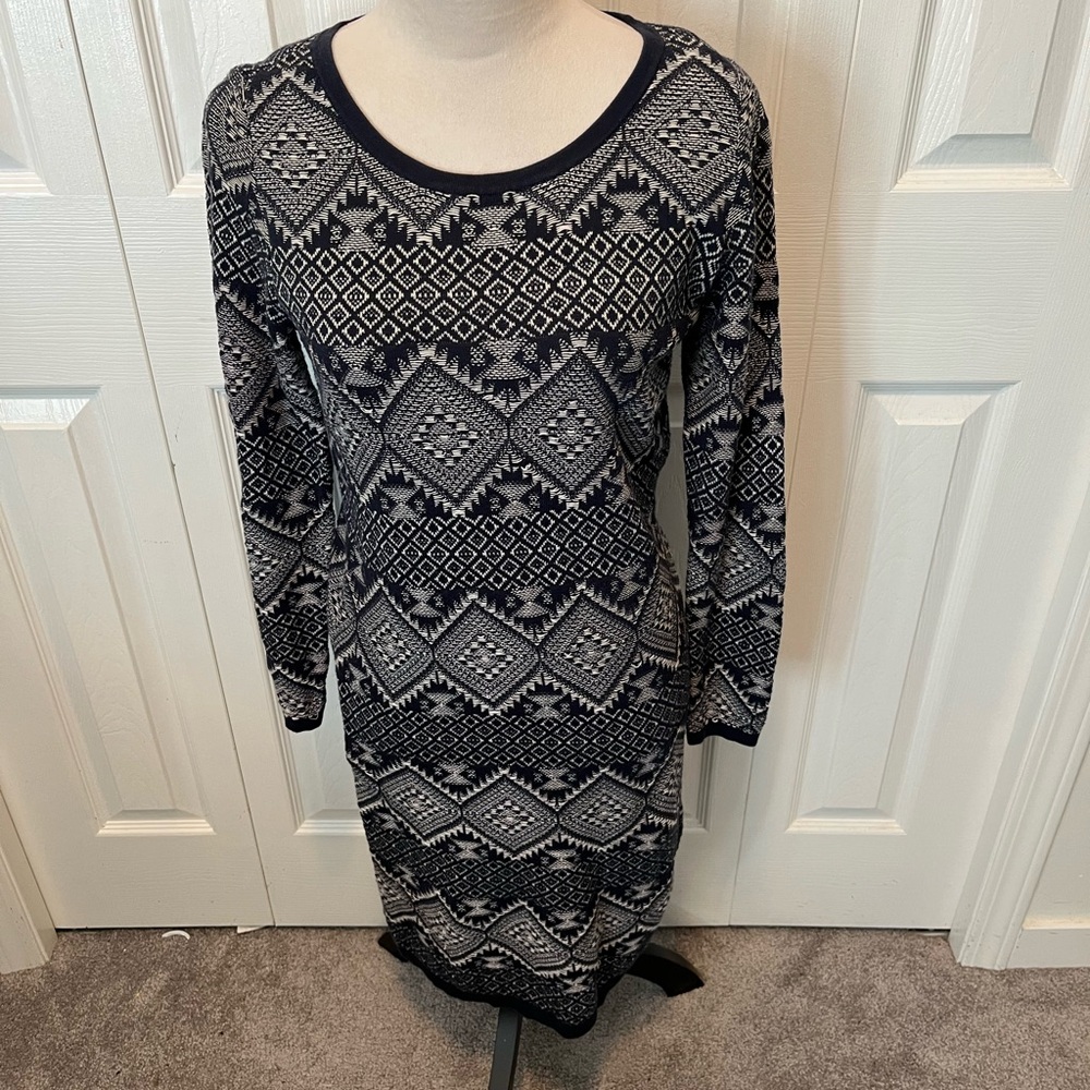 Monsoon size M Elegant Blue and White Patterned Dress